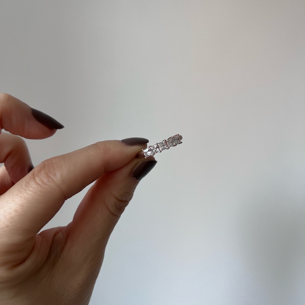 NEW Diamonique 5 Princess Diamond Ring - Picture 6 of 6
